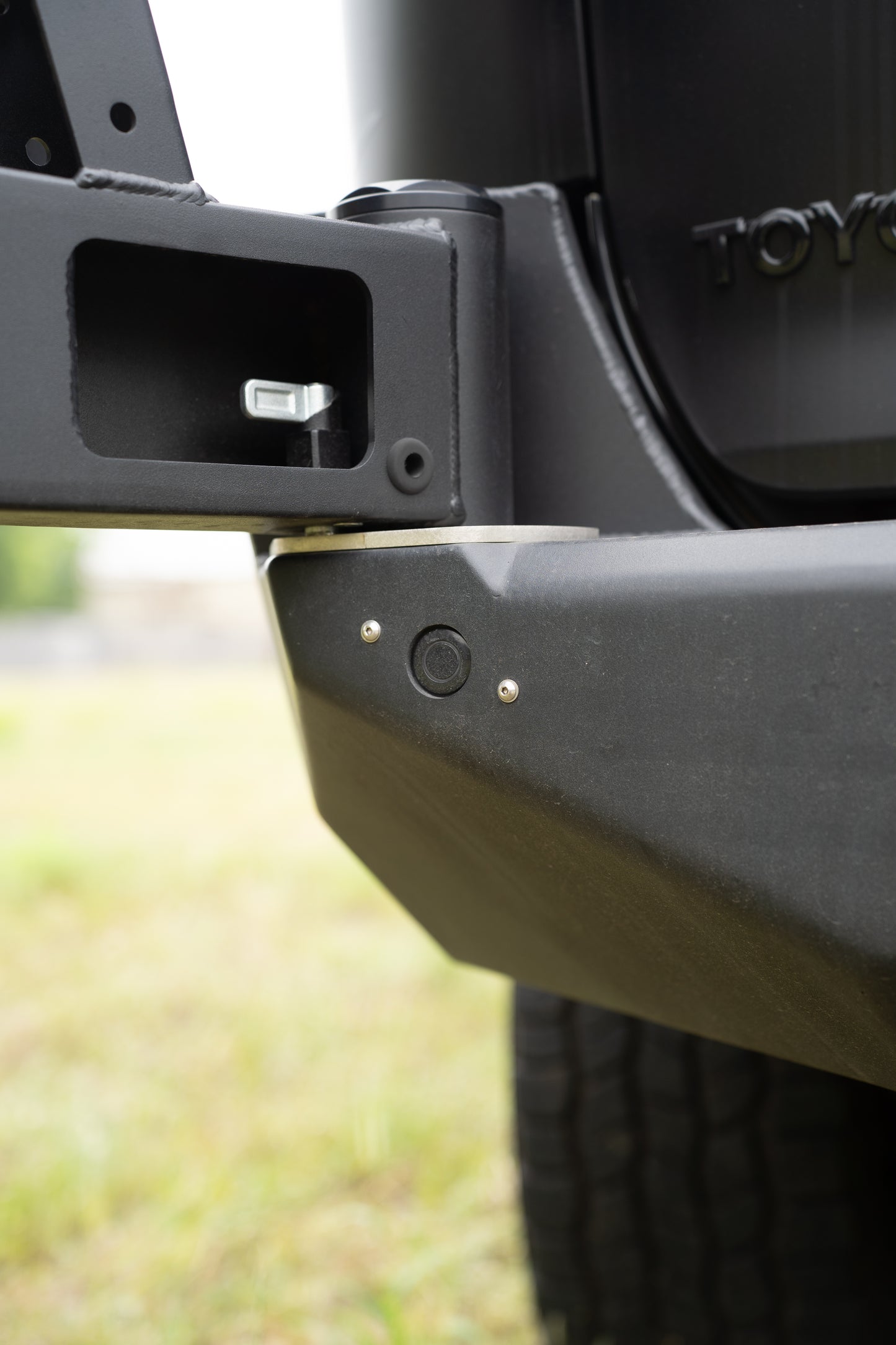 Tandem 2G Sequoia (2008+) Rear Bumper BASE